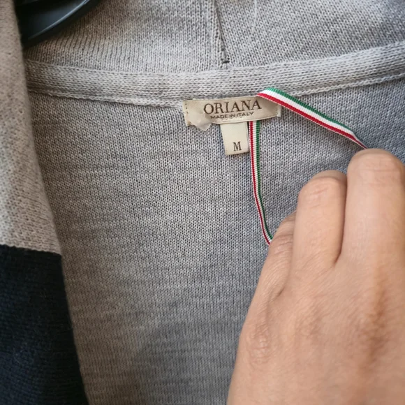 Elegant Women's Black and Gray Open Front Blazer - Picture 4 of 7